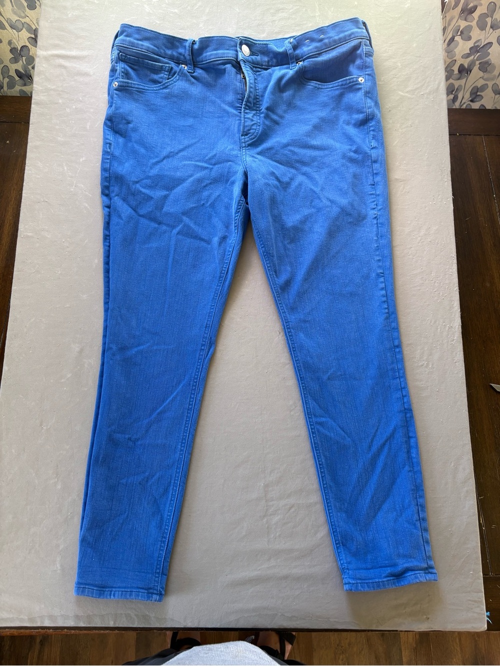 Express Women’s Royal Blue Skinny Jeans